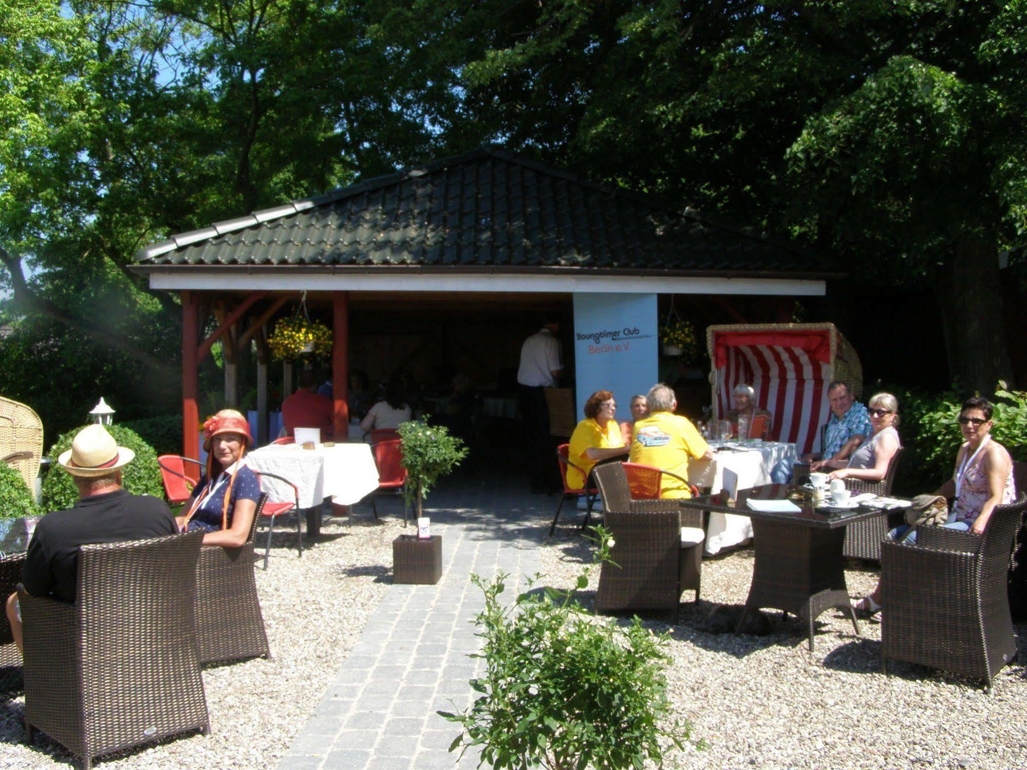 Hotel Fahrhaus Niederkleveez Boßdorf 외부 사진